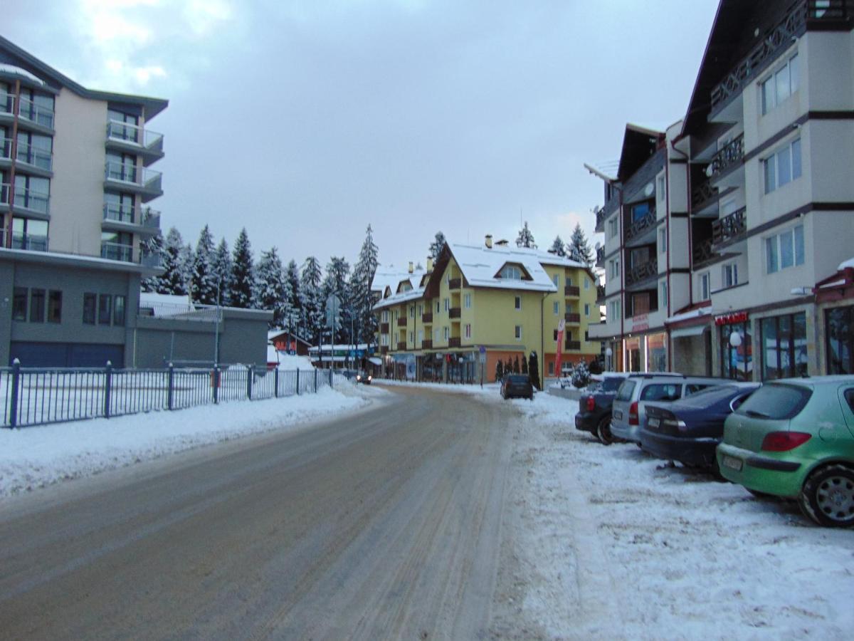 Iglika 2 Snowy Night V18 Hotel Borovets Exterior photo